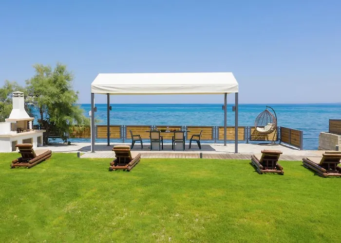 Venetico Beachfront & - Sea View *