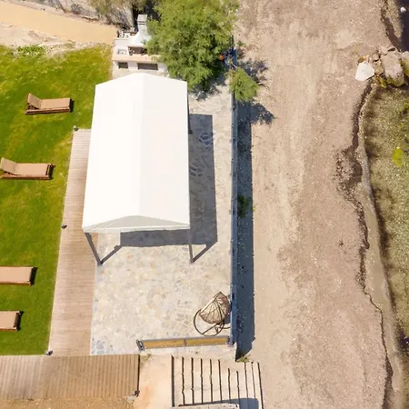 Апартаменты Venetico Beachfront & - Sea View Аргаси