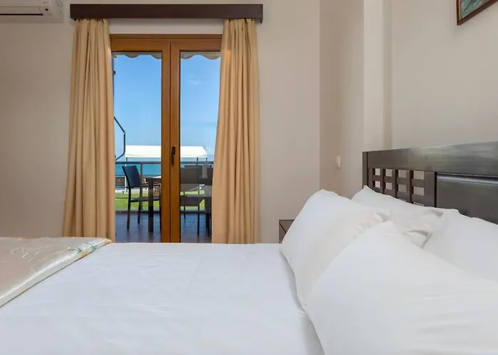 Venetico Beachfront & - Sea View Apartment