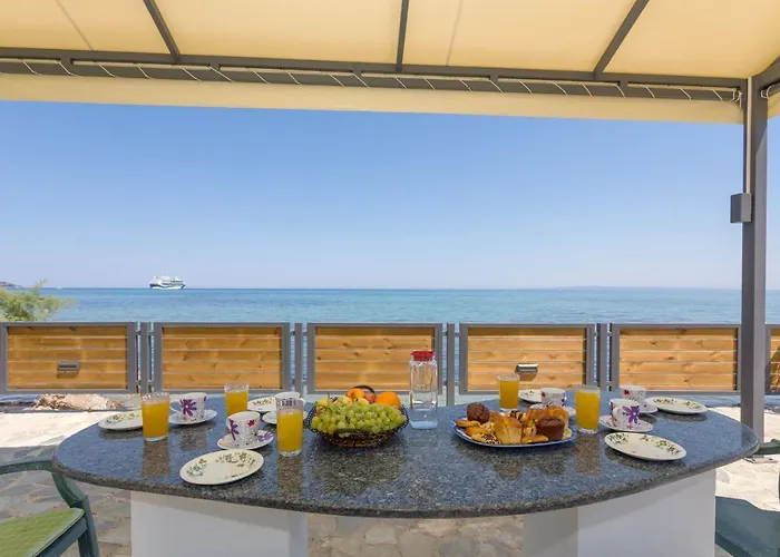 Venetico Beachfront & - Sea View * Argassi