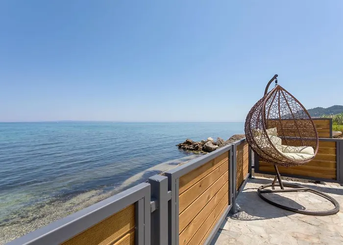 Apartment Venetico Beachfront & - Sea View *