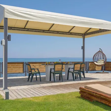 Venetico Beachfront Apartments&suites - Sea View * Argassi