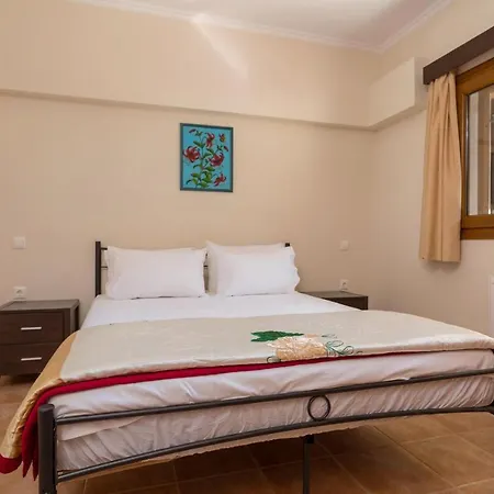 Venetico Beachfront & - Sea View Apartment Argassi